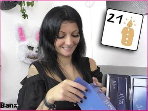 Laila Banx Porno Video: Xmas Road Xtreme - #21